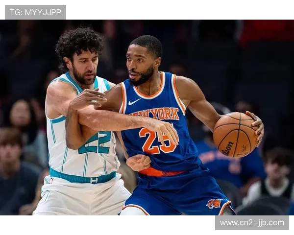 米切尔对尼克斯场均超25分 布伦森季前赛砍31分7板6助展现全面实力