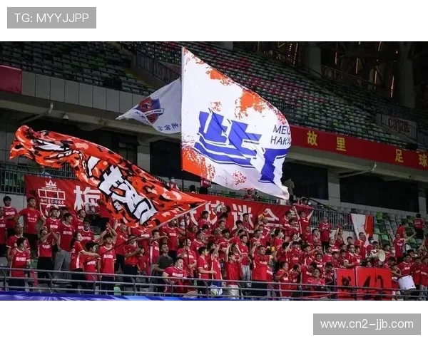 梅州客家球迷代表：巨型TIFO寄托客家人足球情感